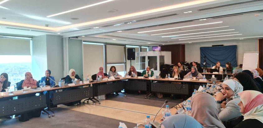 اليمن تشارك في ورشة رفع قدرات وخبرات قاضيات الشرق الأوسط وشمال أفريقيا حول إدارة العدالة